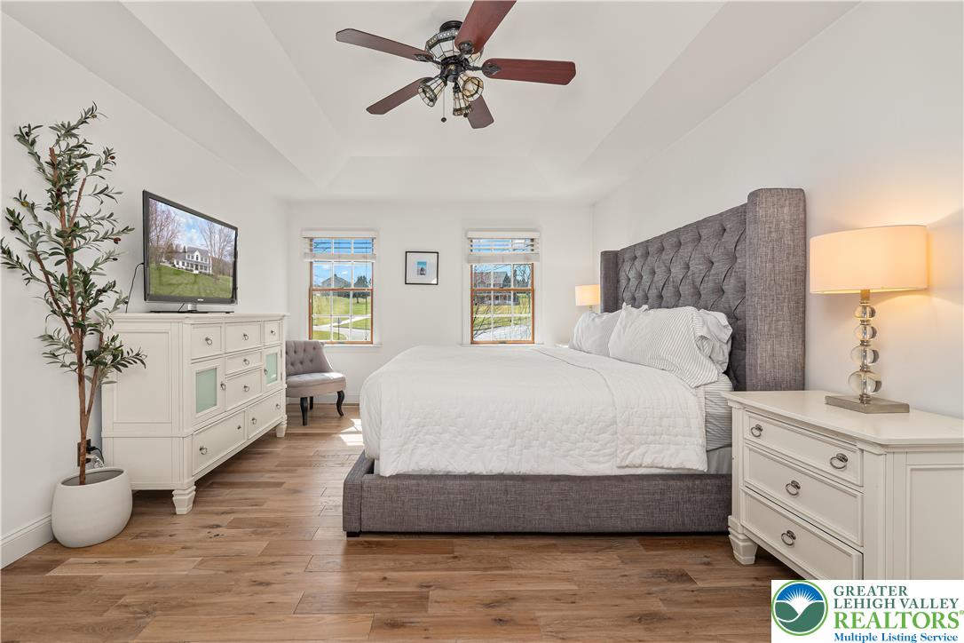 4801 Meadowview Terrace