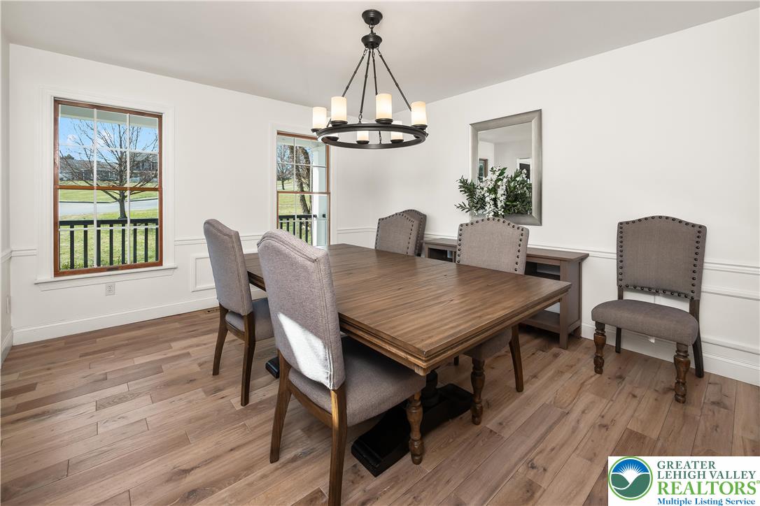 4801 Meadowview Terrace