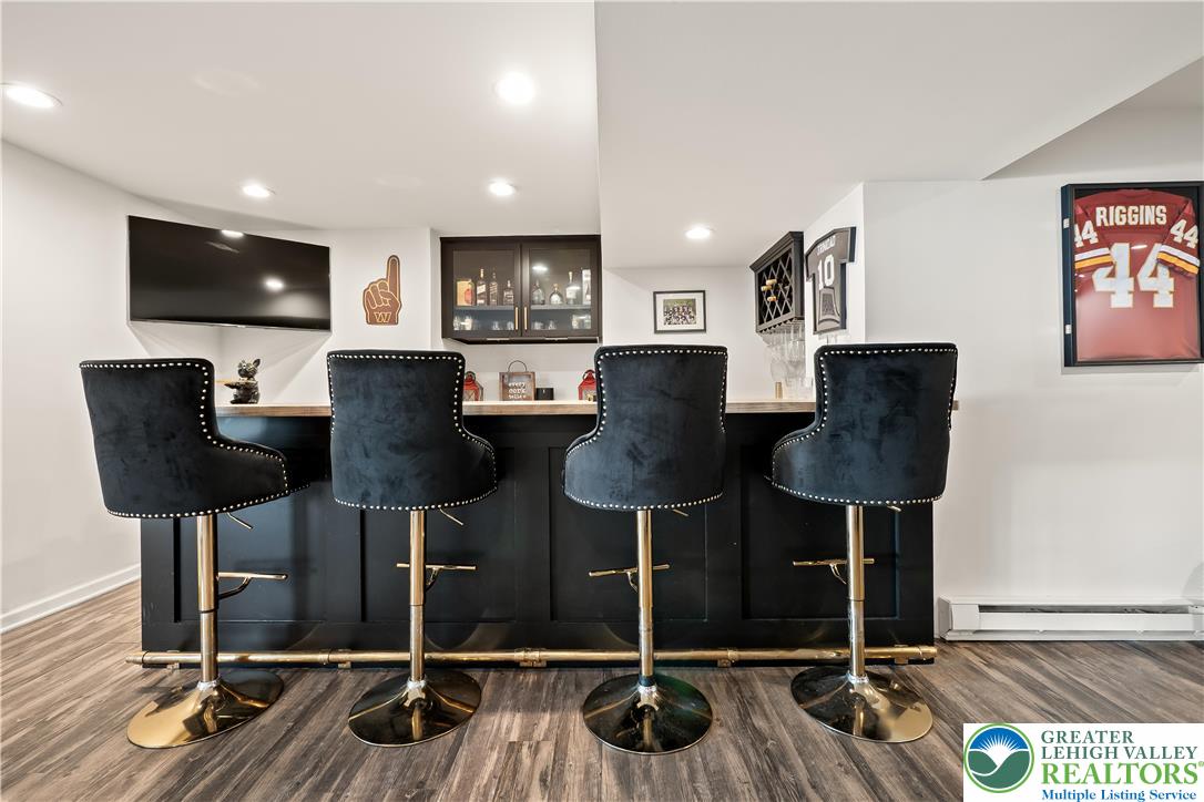 4801 Meadowview Terrace