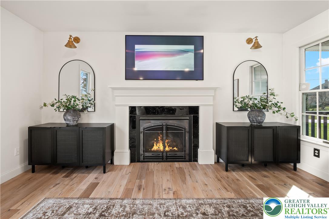 4801 Meadowview Terrace