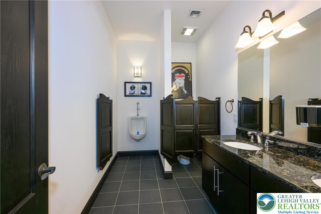 3845 Buck Hill Circle