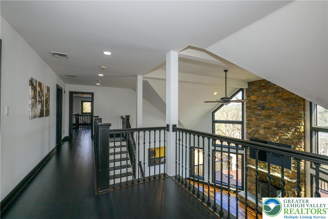 3845 Buck Hill Circle