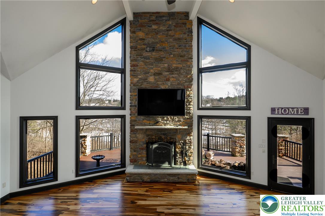 3845 Buck Hill Circle