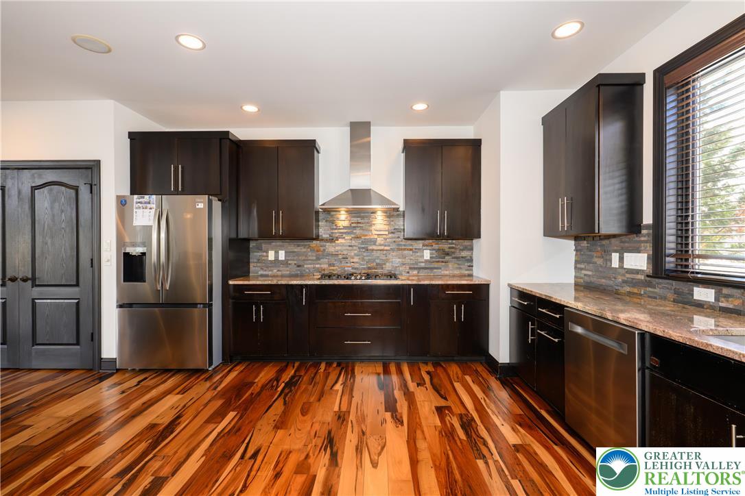 3845 Buck Hill Circle