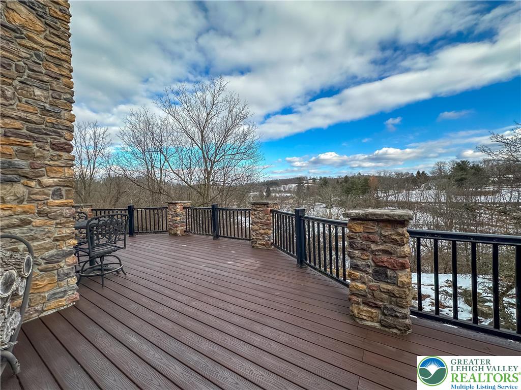 3845 Buck Hill Circle