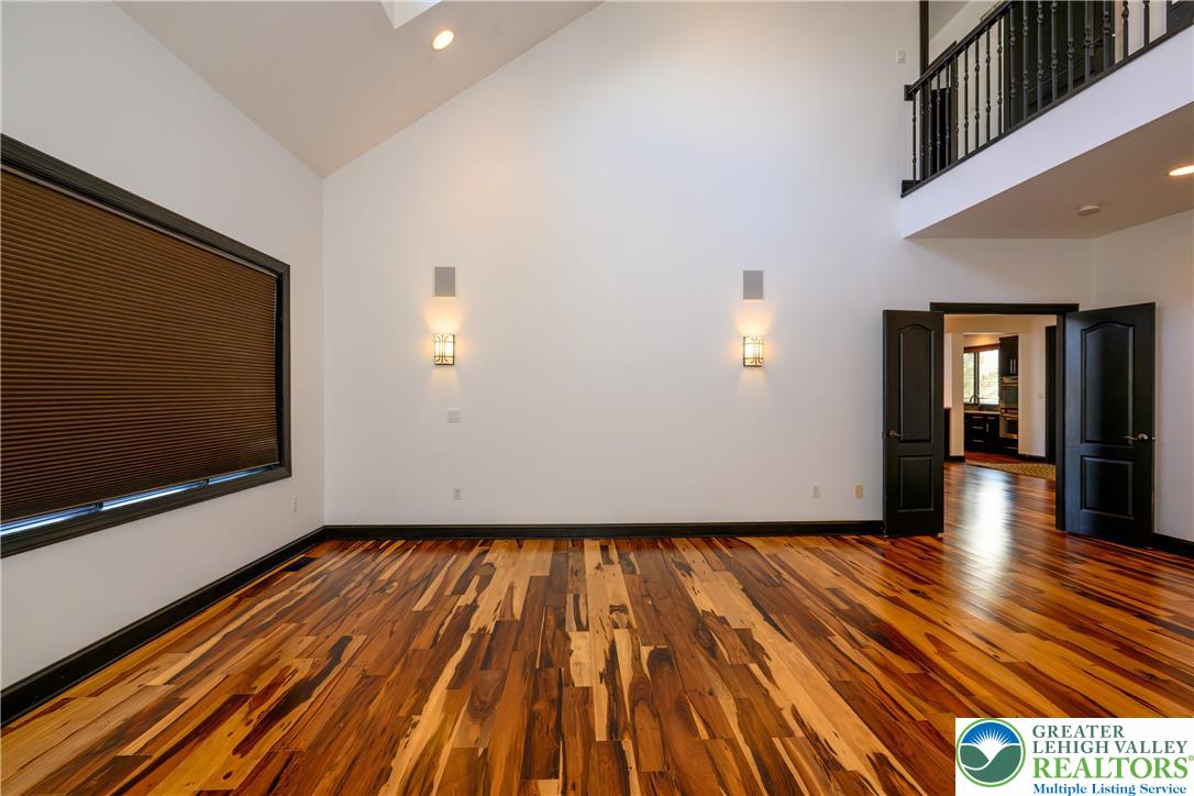 3845 Buck Hill Circle