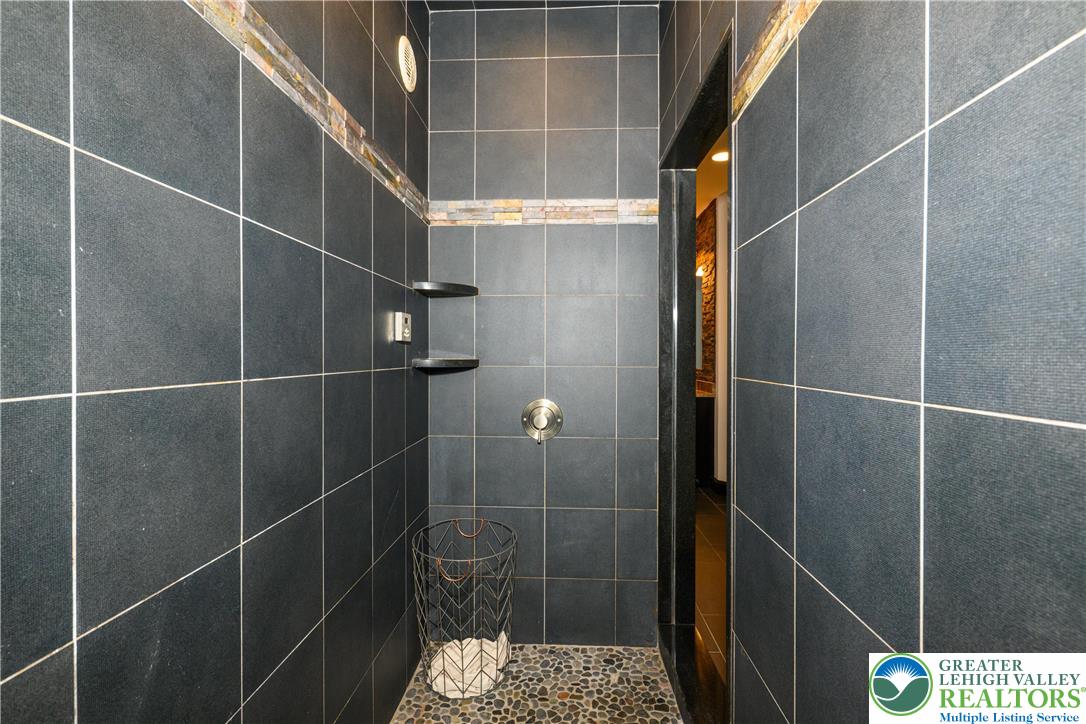 3845 Buck Hill Circle