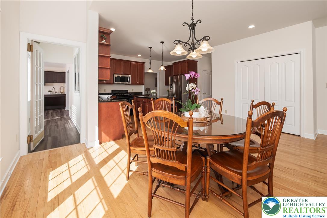 3350 North Bay Hill Drive