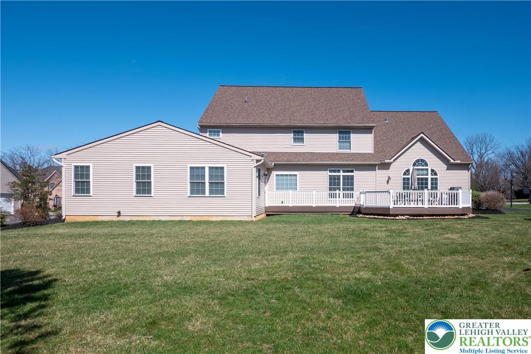 3350 North Bay Hill Drive