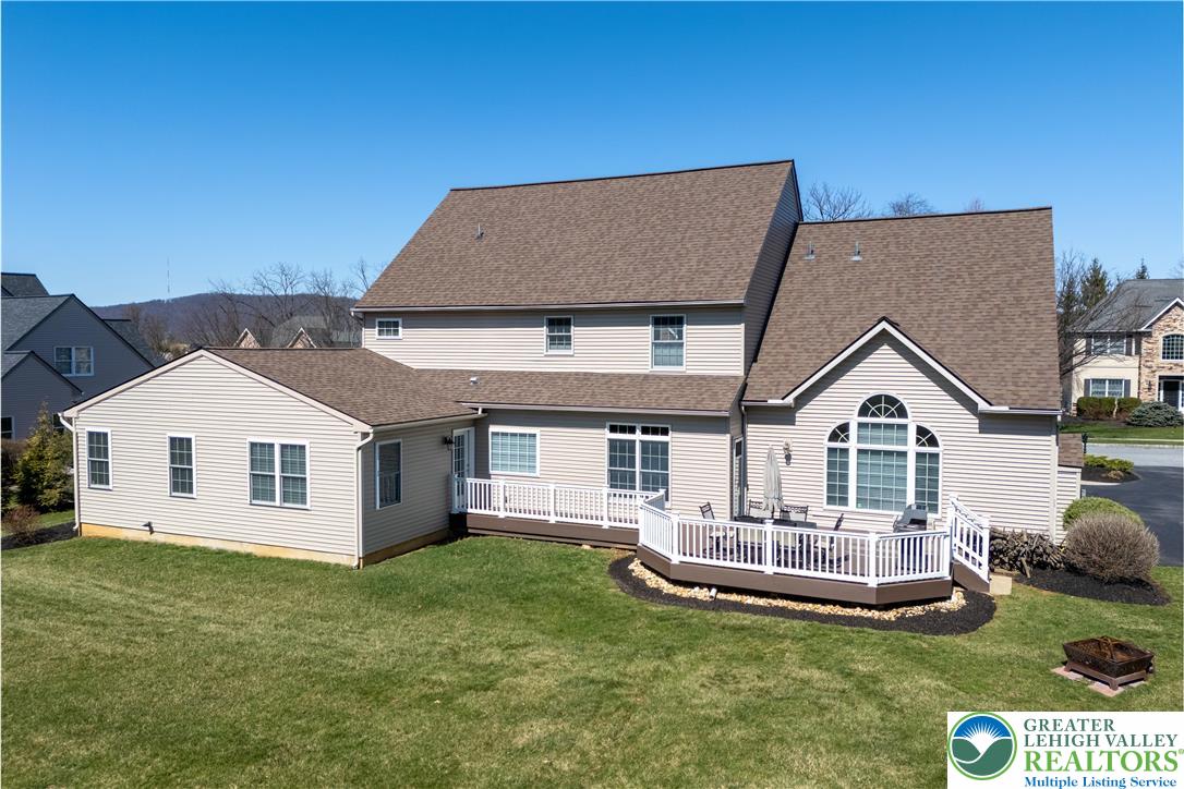 3350 North Bay Hill Drive