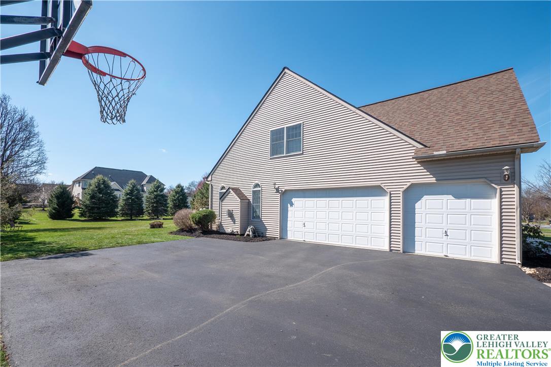 3350 North Bay Hill Drive