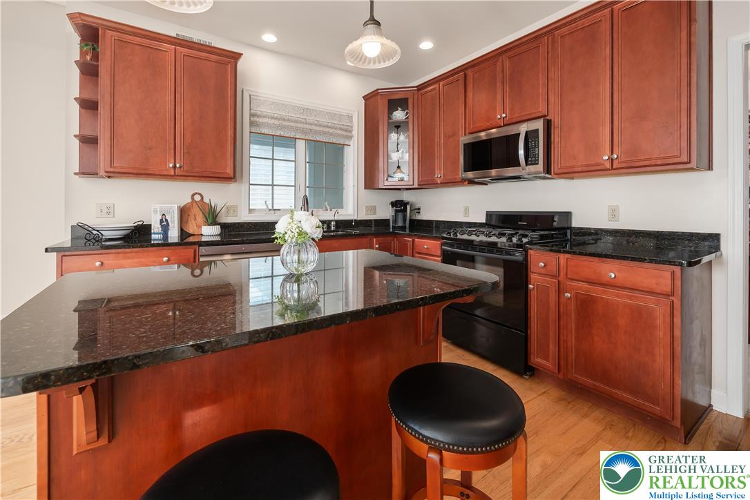 3350 North Bay Hill Drive