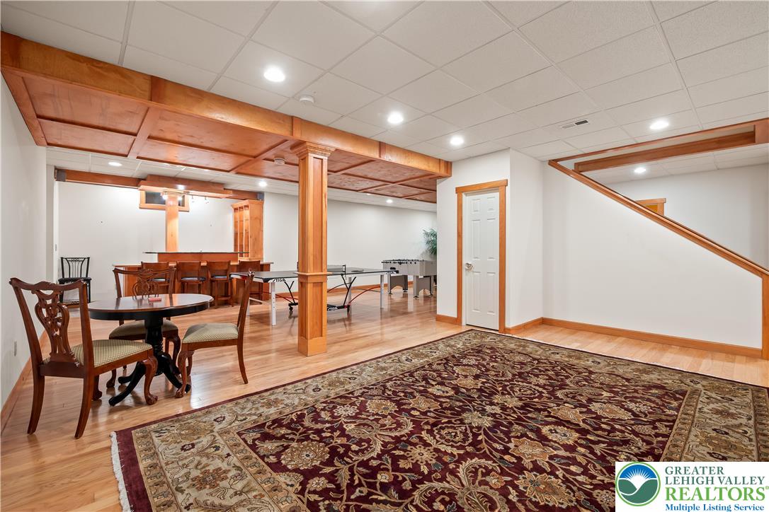 3350 North Bay Hill Drive