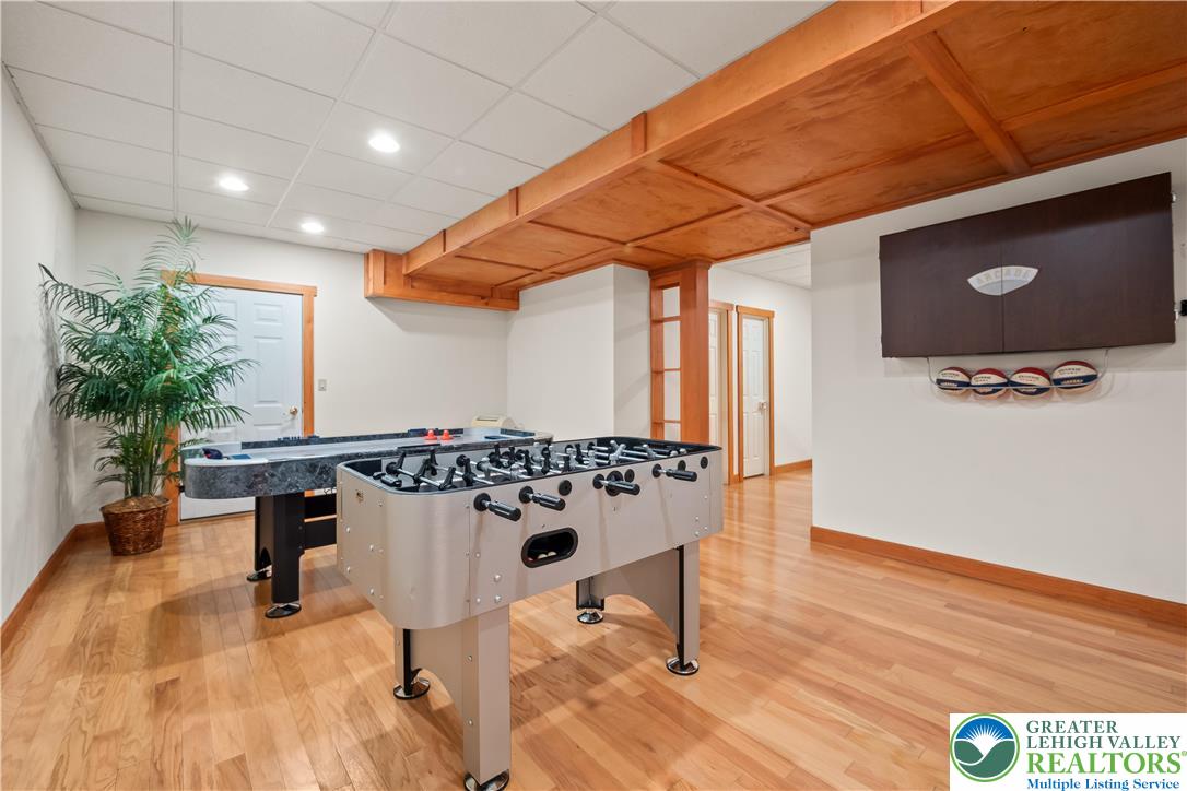 3350 North Bay Hill Drive