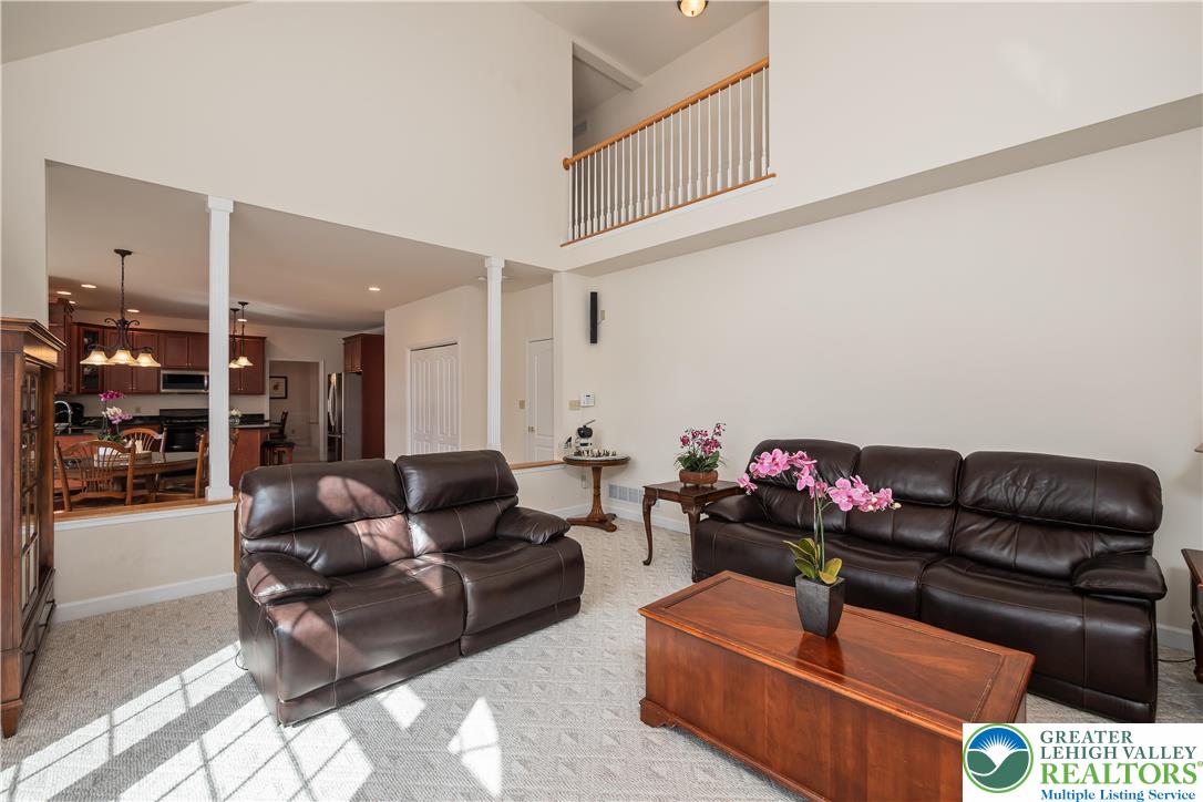 3350 North Bay Hill Drive