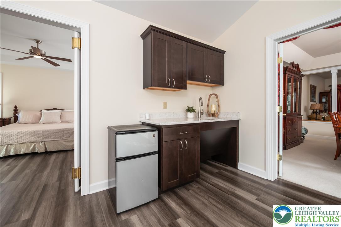 3350 North Bay Hill Drive