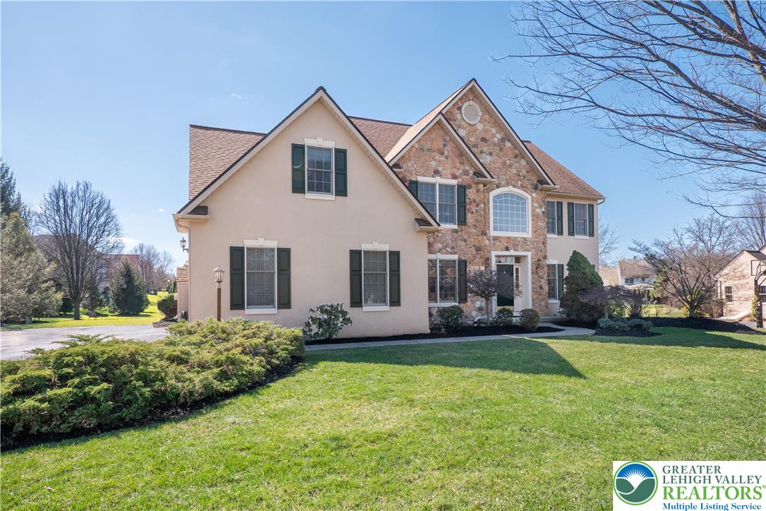3350 North Bay Hill Drive