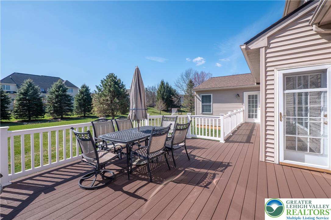 3350 North Bay Hill Drive