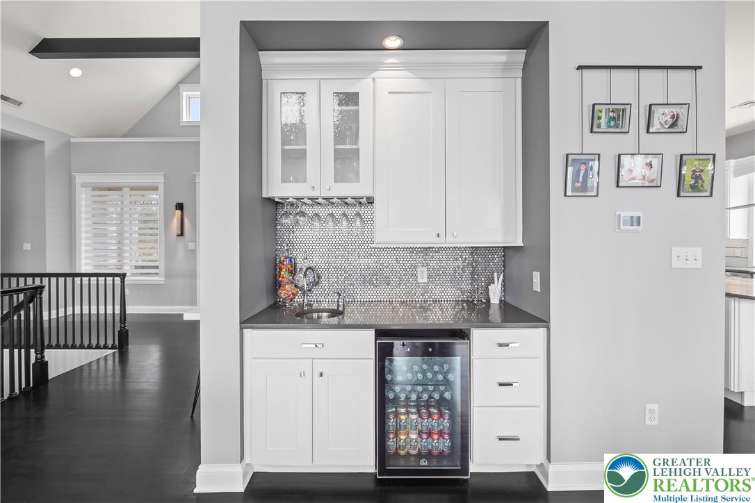 6410 Sweetbriar Lane