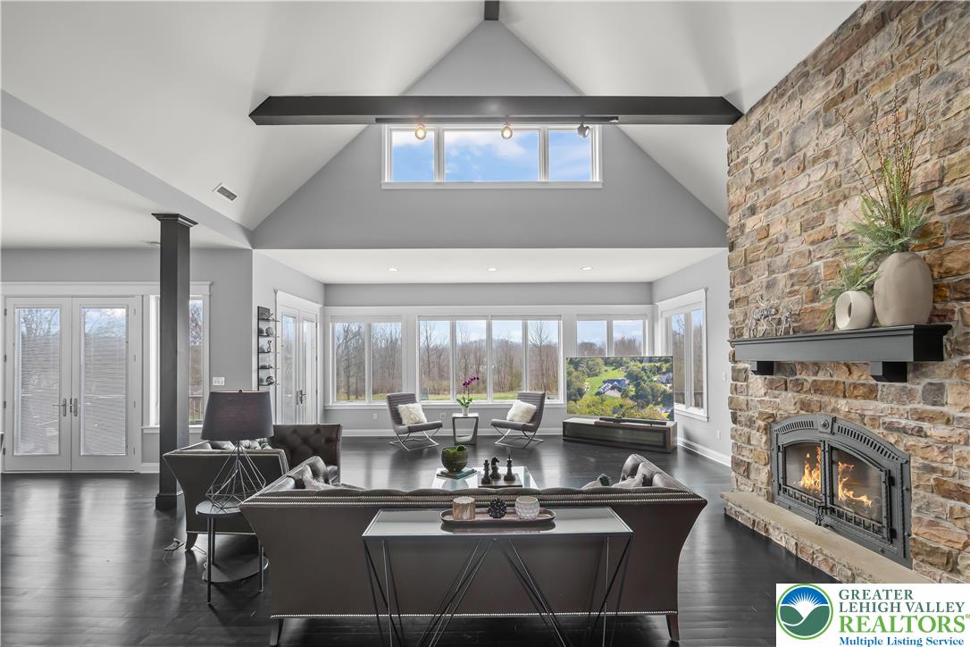 6410 Sweetbriar Lane