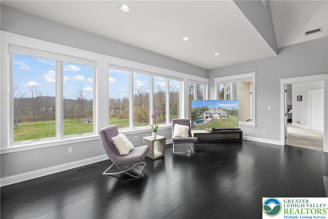 6410 Sweetbriar Lane