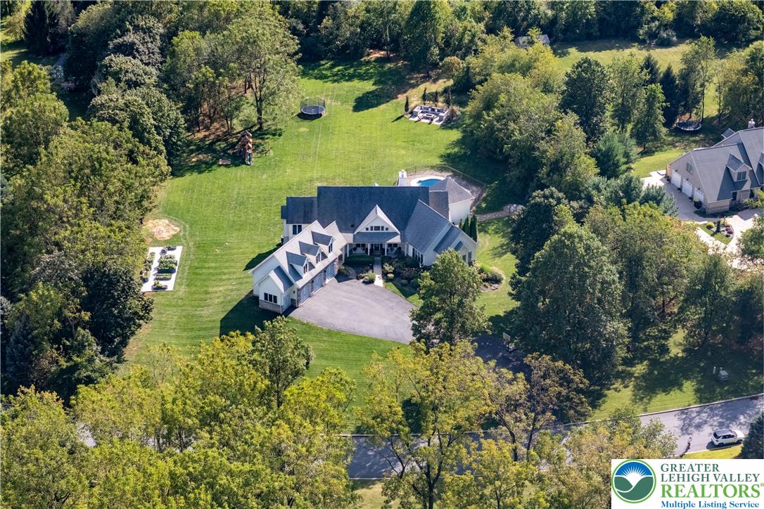 6410 Sweetbriar Lane