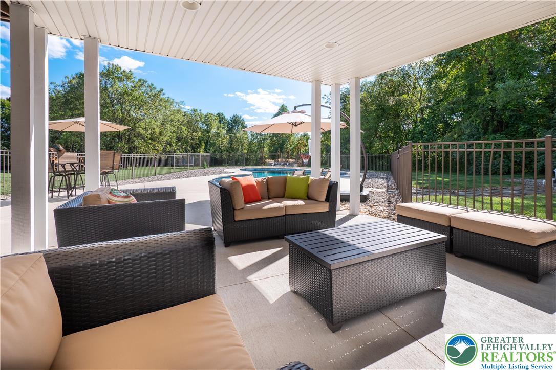 6410 Sweetbriar Lane