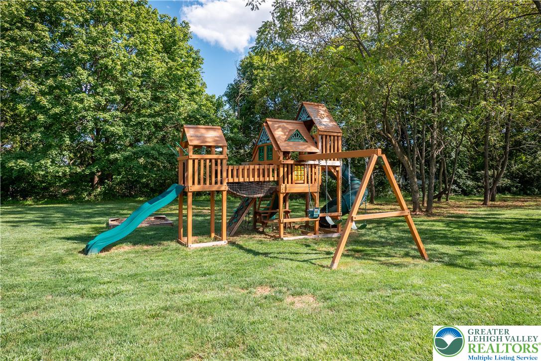 6410 Sweetbriar Lane