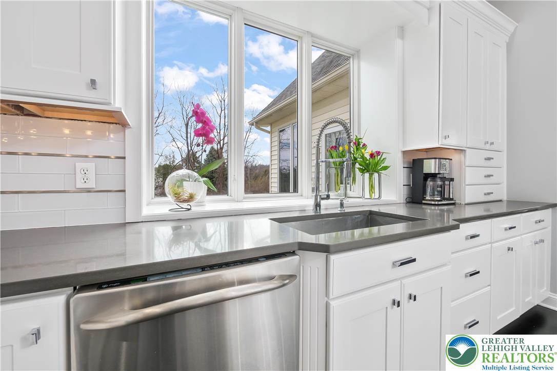 6410 Sweetbriar Lane