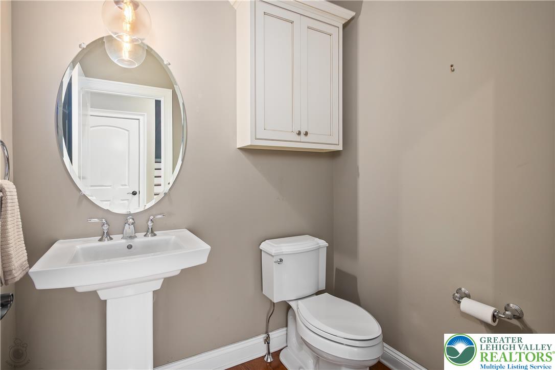 1970 Carriage Knoll Drive