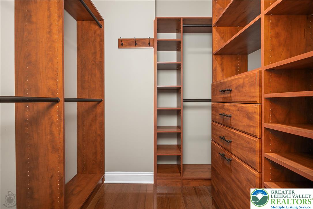 1970 Carriage Knoll Drive