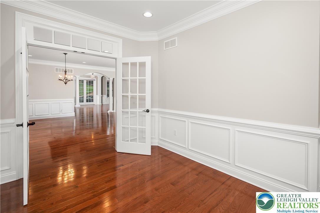 1970 Carriage Knoll Drive