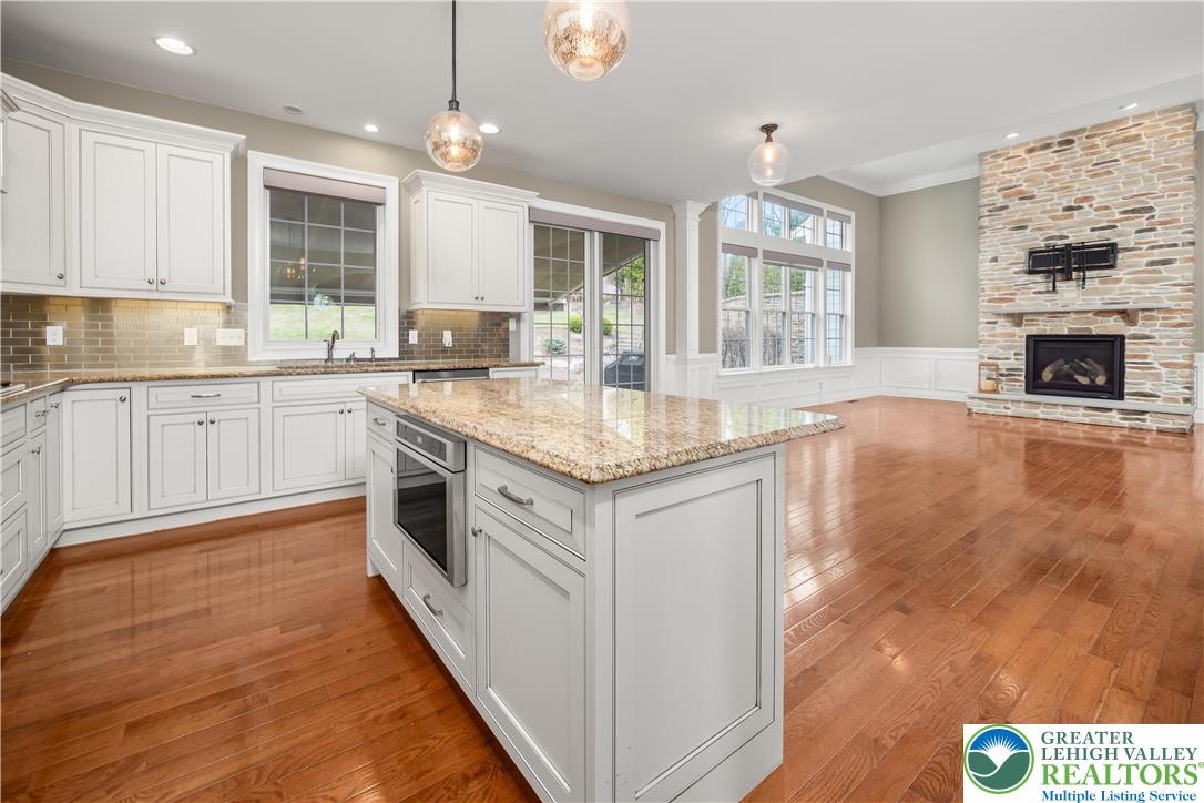 1970 Carriage Knoll Drive