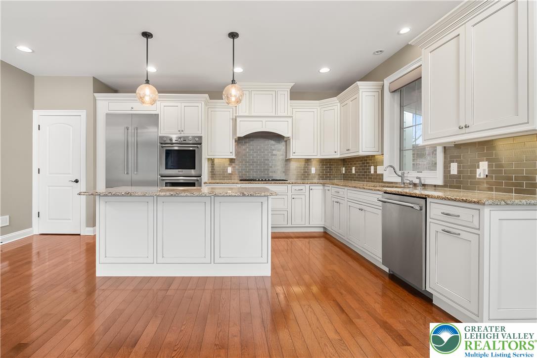 1970 Carriage Knoll Drive