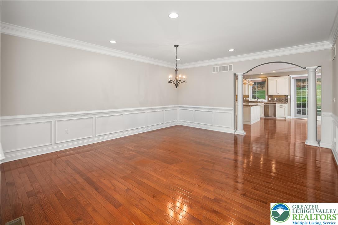 1970 Carriage Knoll Drive