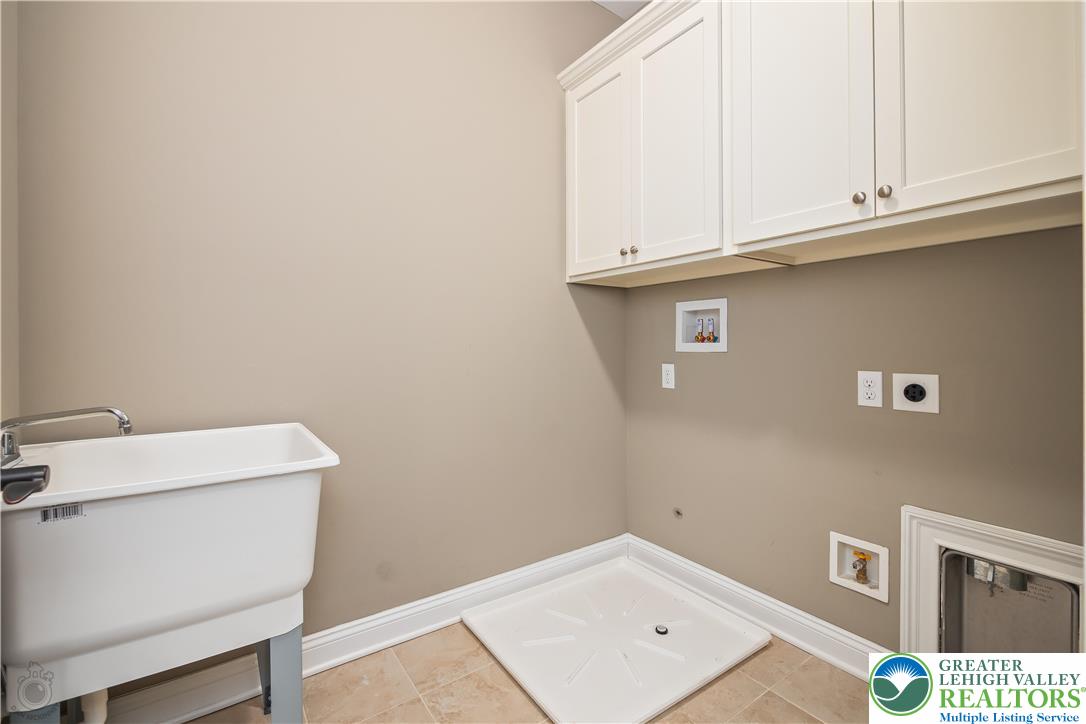 1970 Carriage Knoll Drive