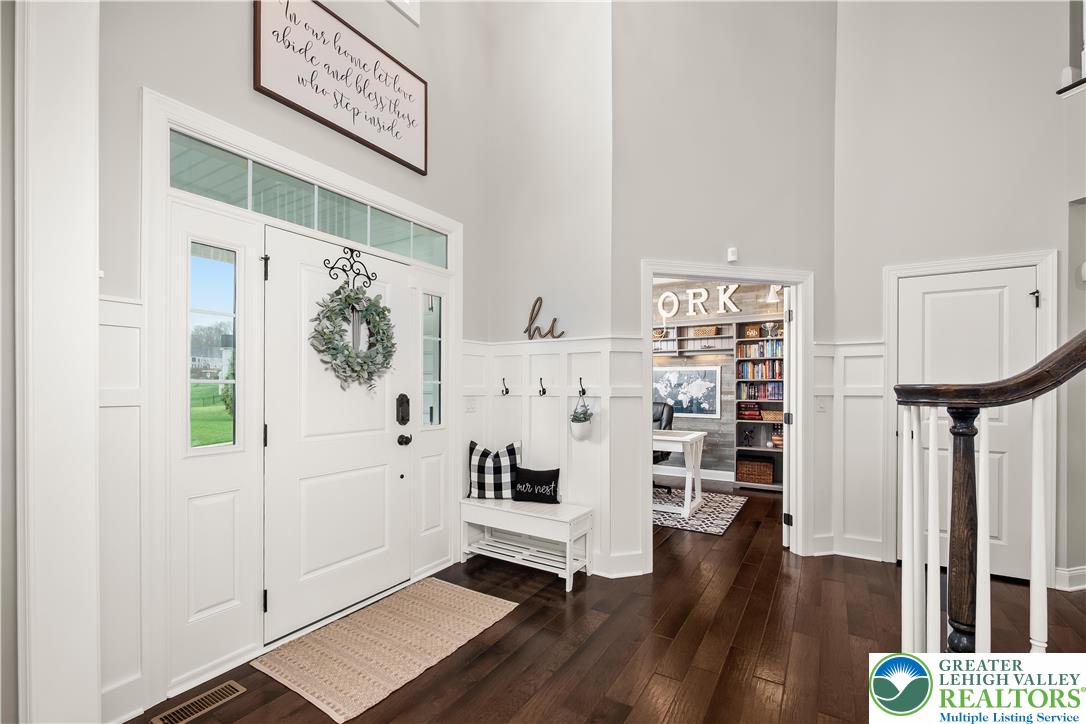 6215 Fox Glove Lane