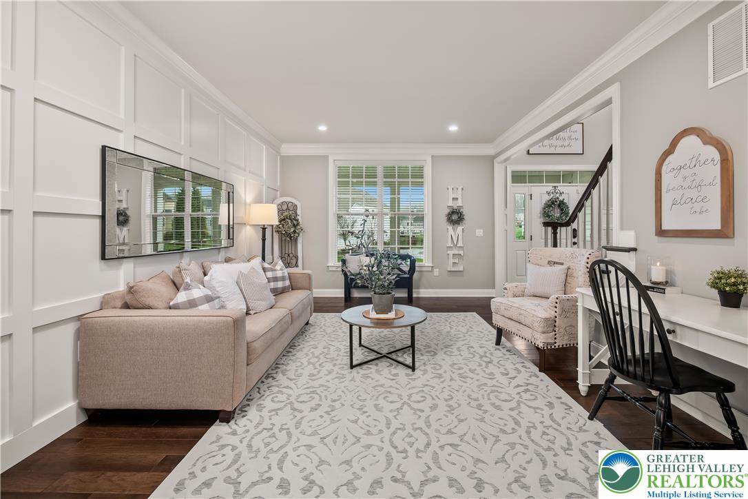 6215 Fox Glove Lane