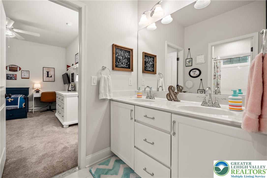 6215 Fox Glove Lane