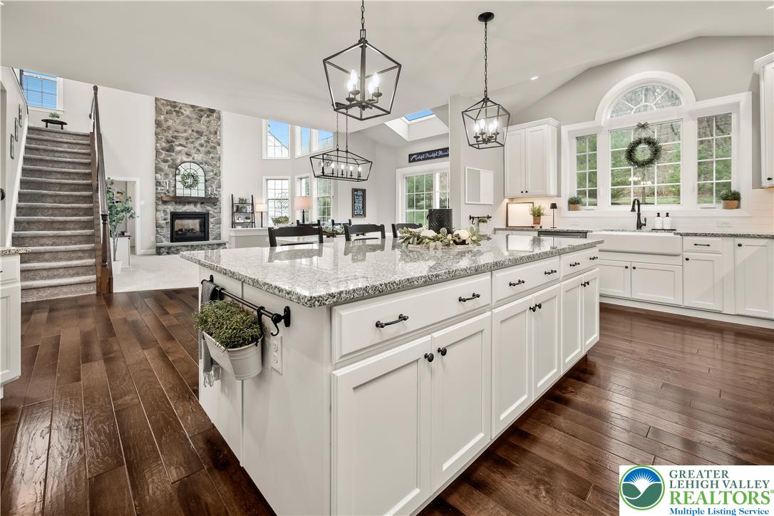 6215 Fox Glove Lane