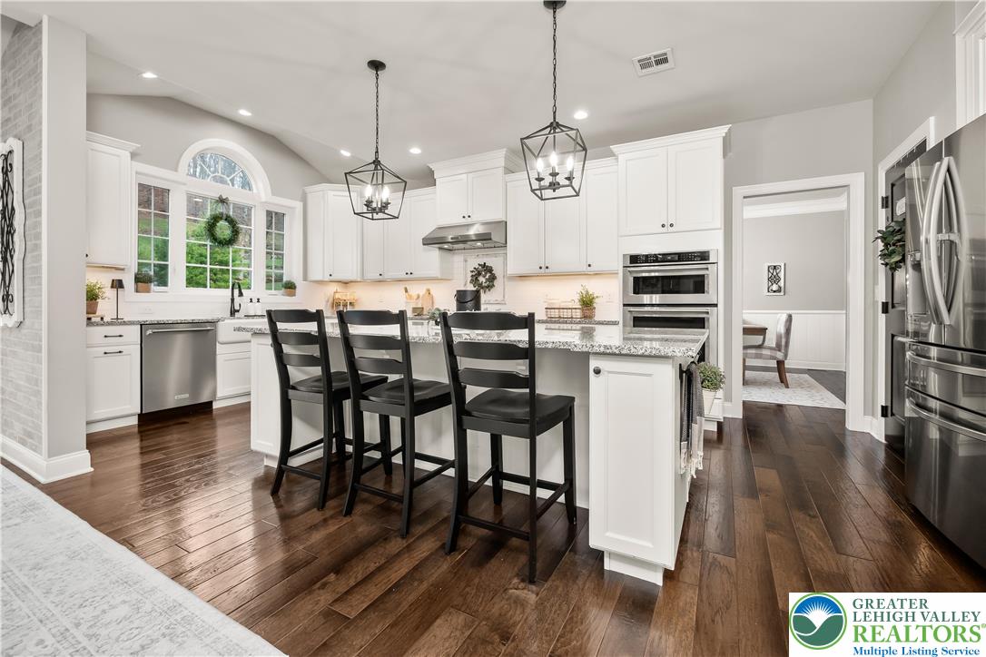 6215 Fox Glove Lane