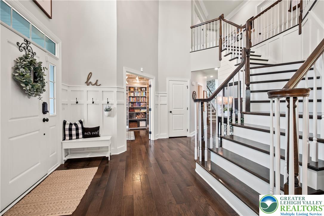 6215 Fox Glove Lane