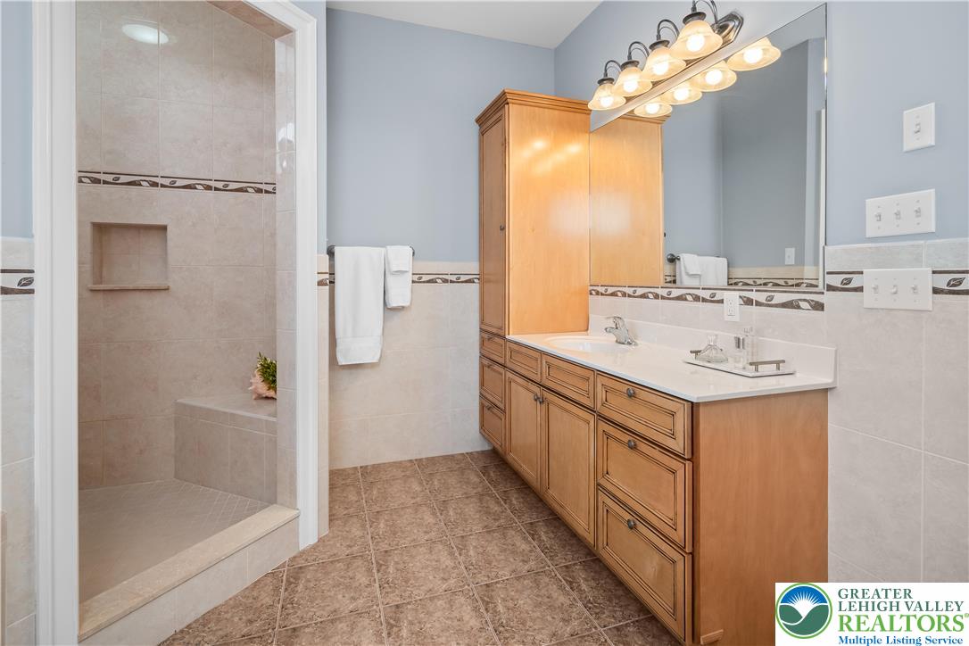 8419 Carpet Road