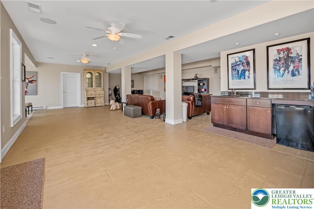 8419 Carpet Road