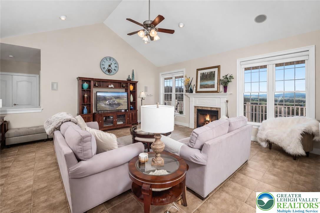 8419 Carpet Road