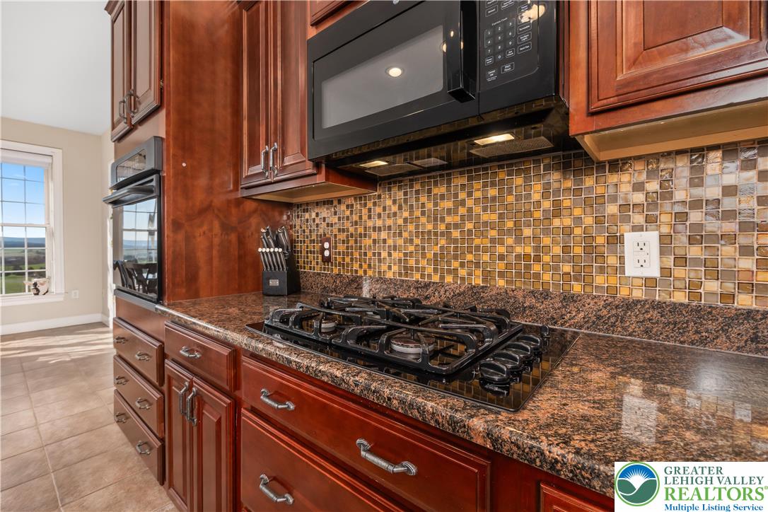 8419 Carpet Road