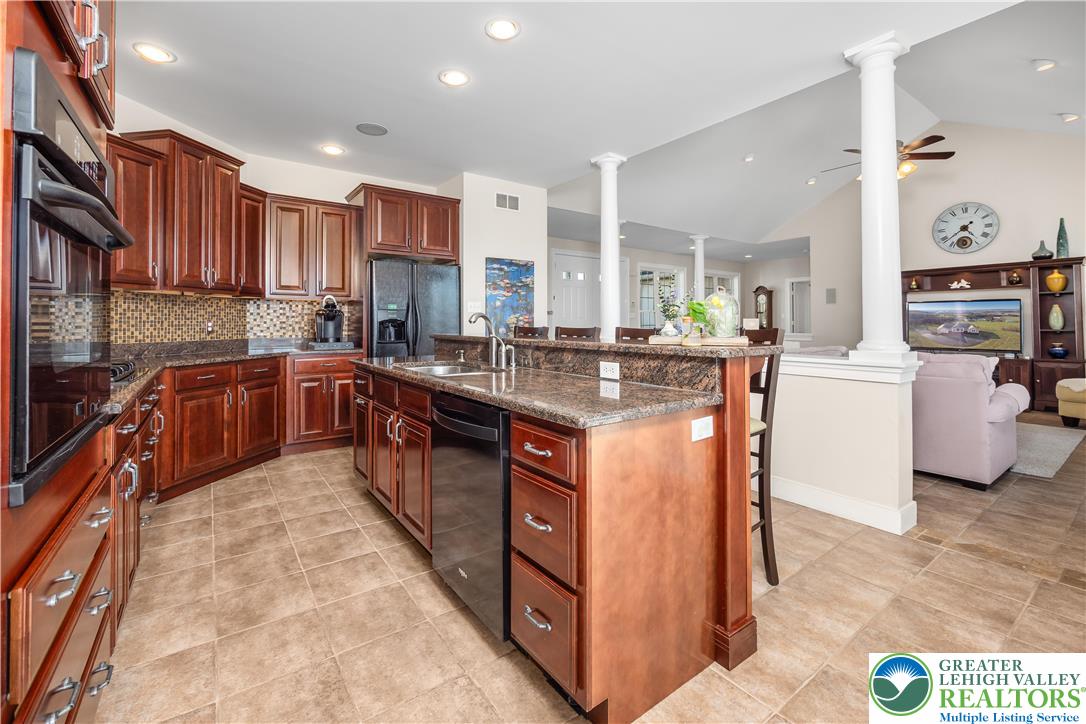 8419 Carpet Road