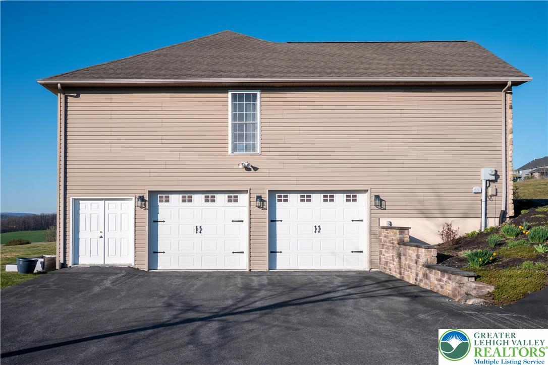 8419 Carpet Road