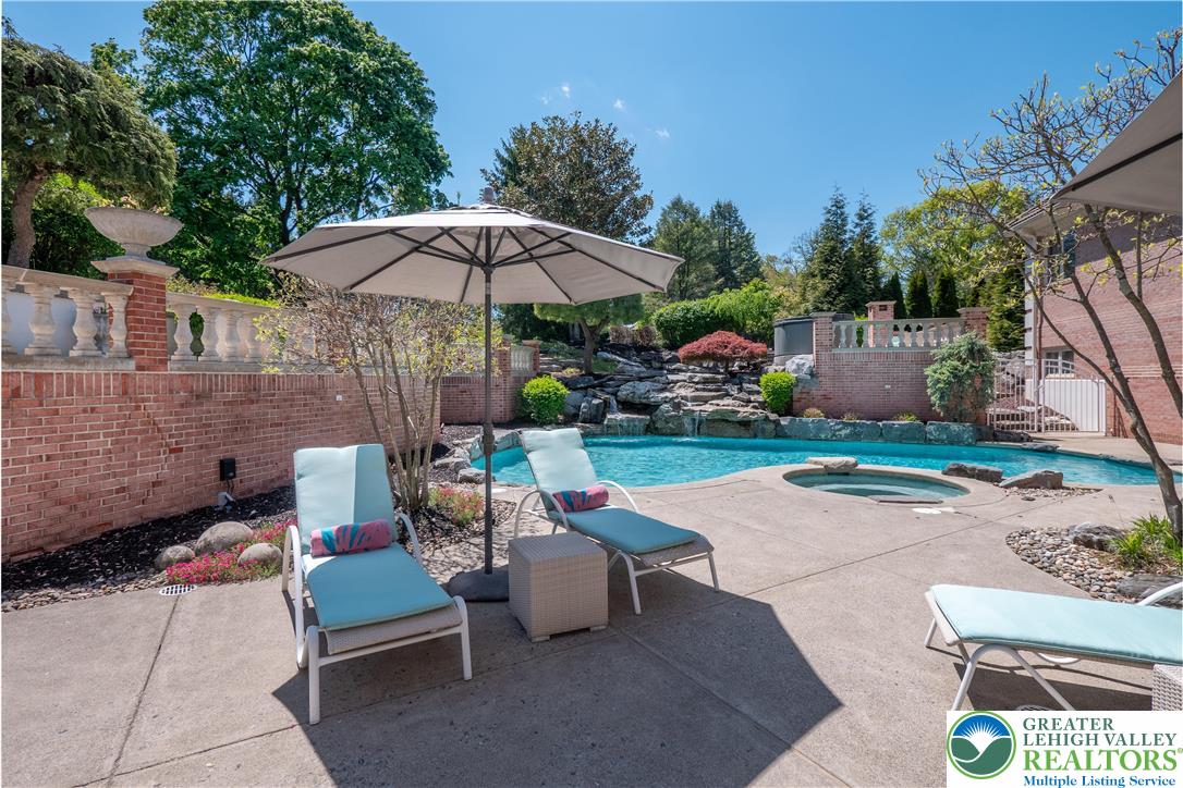 4250 Raynessa Court