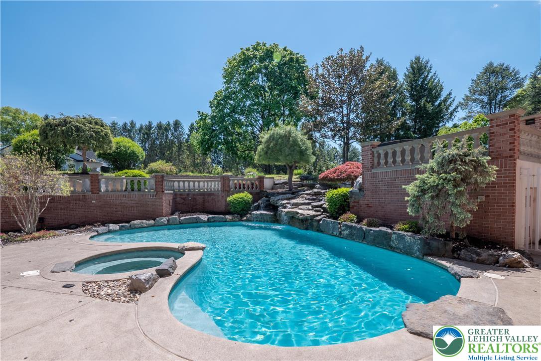 4250 Raynessa Court